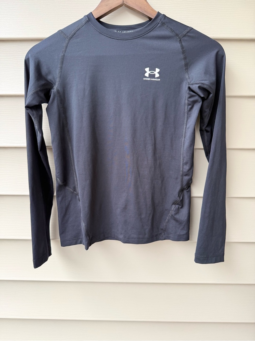Under Armour HeatGear Boys Youth L Black Fitted Long Sleeve Athletic Shirt